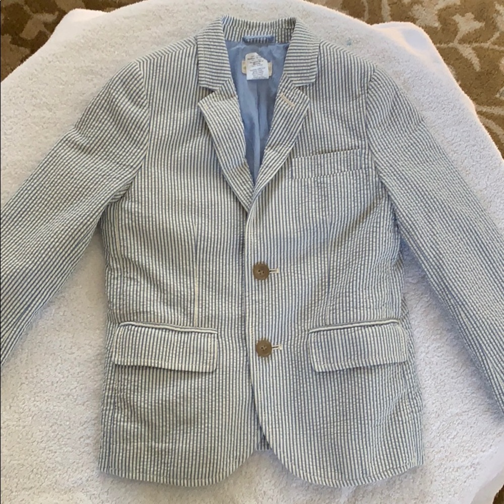 The perfect little boys summer wedding jacket.